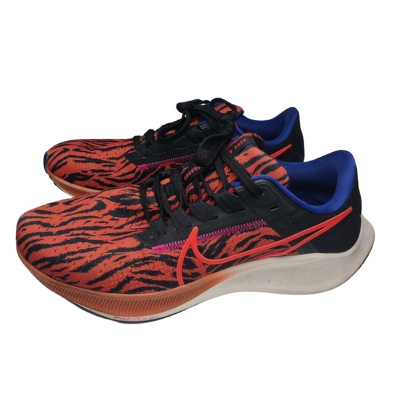 Nike Air Zoom Pegasus 38 Running Shoes - Picture 2 of 10